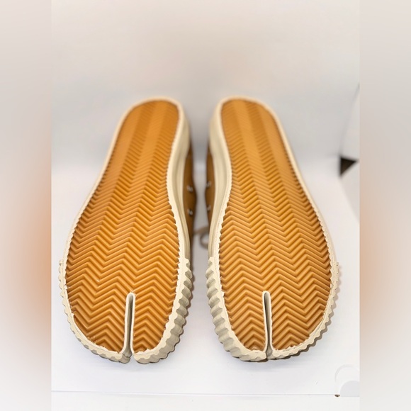 MAISON MARGIELA MEN TABI SNEAKERS LOW TOP - Picture 9 of 16